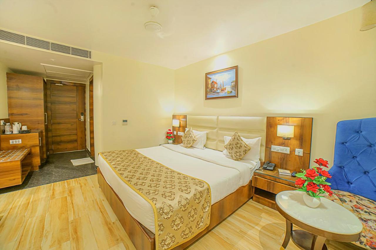 Hotel Hira Inn-10Mins From Railway Station & Bus Station Prayagraj Exterior photo